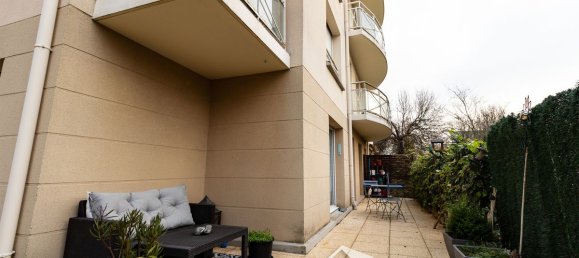 2 Schlafzimmer Wohnung in Jouy-le-Moutier, France, Nr. 167606 5