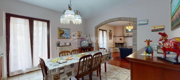 5-salle Maison à Morrovalle, Italy No. 1764 3