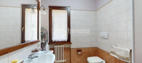 5-salle Maison à Morrovalle, Italy No. 1764 28