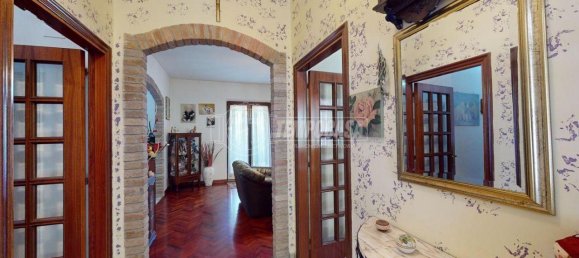 5-salle Maison à Morrovalle, Italy No. 1764 8