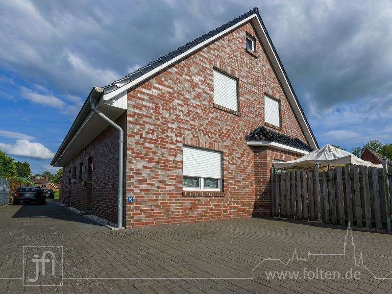 12 rooms Townhouse in Leer, Germany No. 138234