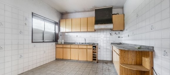 Casa de 12 dormitorios en Vila Nova de Famalicao, Portugal No. 168604 7