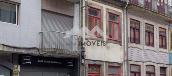 4 bedrooms Building in Porto, Portugal No. 145278 3