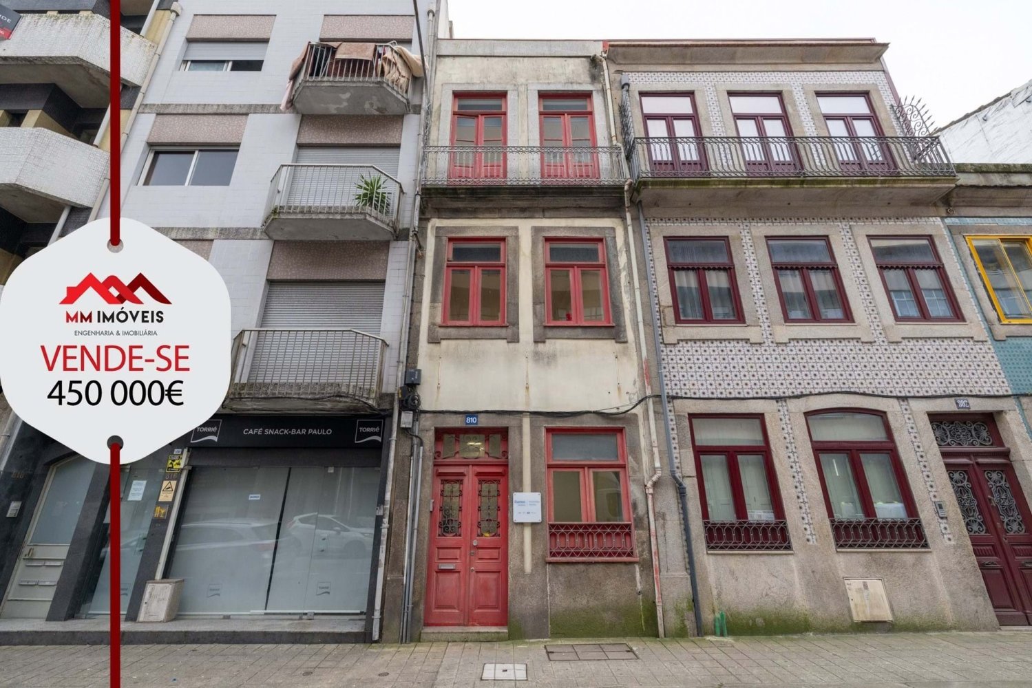 4 bedrooms Building in Porto, Portugal No. 145278