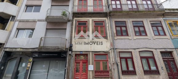 4 bedrooms Building in Porto, Portugal No. 145278 2