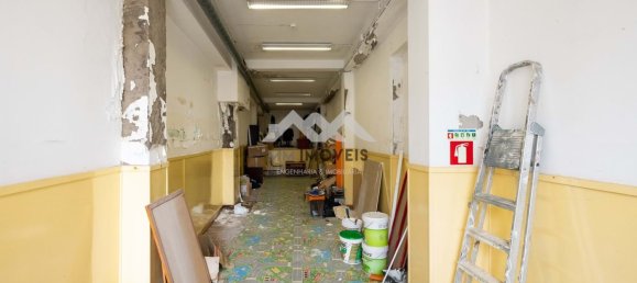 4 bedrooms Building in Porto, Portugal No. 145278 39