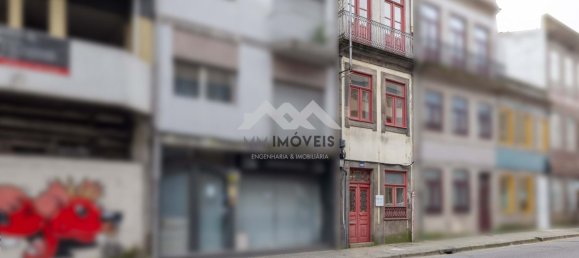 4 bedrooms Building in Porto, Portugal No. 145278 4