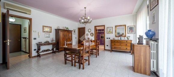4 rooms Apartment in Bibbiano, Italy No. 7424 10