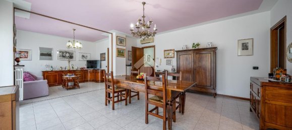 4 rooms Apartment in Bibbiano, Italy No. 7424 3