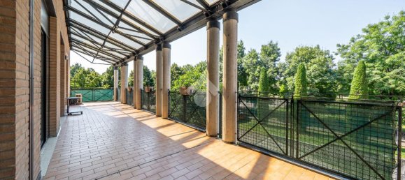 4 rooms Apartment in Bibbiano, Italy No. 7424 2