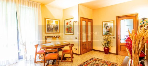 4 bedrooms Villa in Besana in Brianza, Italy No. 372573 21