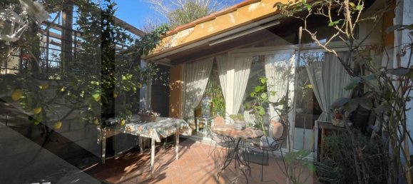 Дом с 6 комнатами в Понтедера, Италия № 21387 39