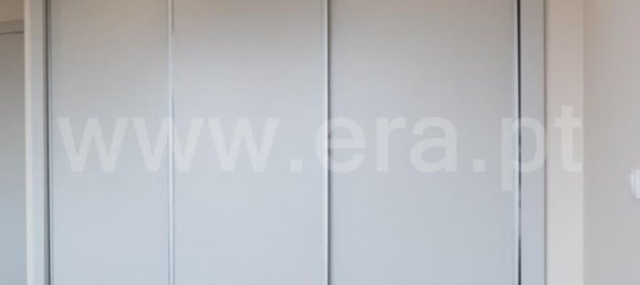 3 bedrooms Apartment in Porto, Portugal No. 105736 2