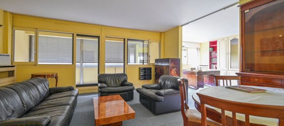 4-salle Appartement à Paris, France No. 337585 3