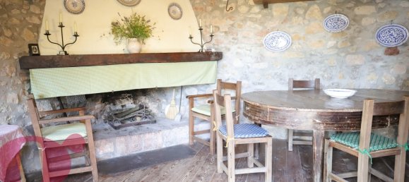 4 Schlafzimmer Schlösser in Todi, Italy, Nr. 392444 30