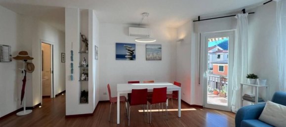 5 rooms Apartment in Sestri Levante, Italy No. 38519 3