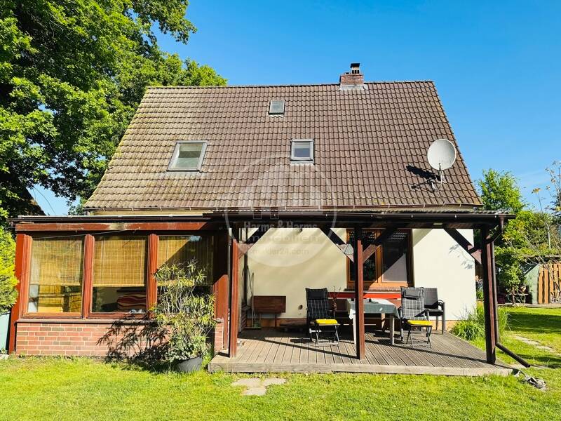 Таунхаус с 6 комнатами в Аурих, Германия № 126161