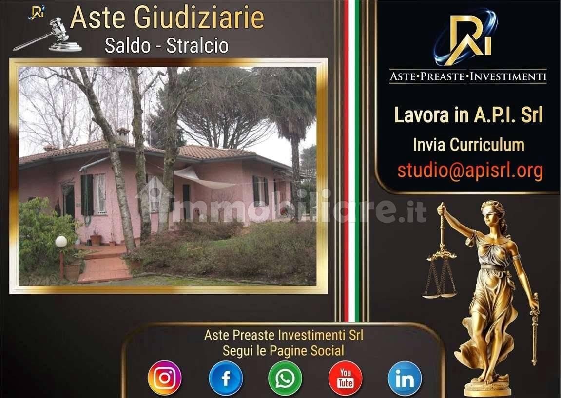 4 غرف نوم فيلا في Montorfano, Italy رقم 270410