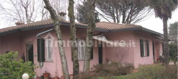 4 غرف نوم فيلا في Montorfano, Italy رقم 270410 2