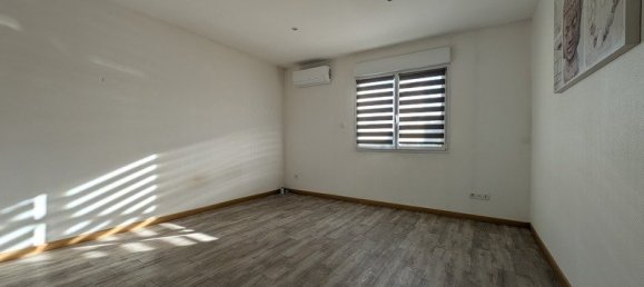 Дом с 3 спальнями в Куломби, Франция № 155078 6