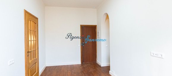 Apartamento de 3 divisões em Sanremo, Italy N.º 152537 4