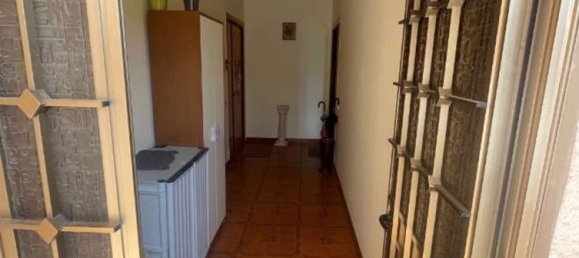 5 rooms Apartment in Cisterna di Latina, Italy No. 28920 4