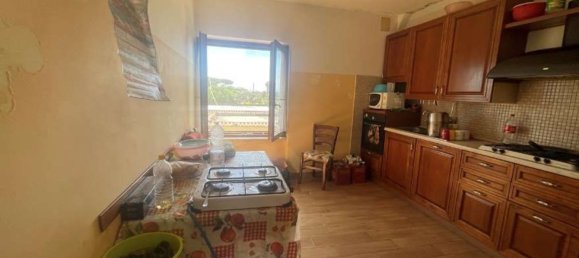 5 rooms Apartment in Cisterna di Latina, Italy No. 28920 5