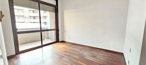 5 rooms Apartment in Novara, Italy No. 79858 10