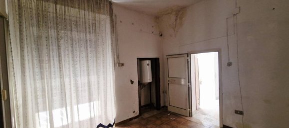 2 Schlafzimmer Haus in Orta Nova, Italy, Nr. 272953 3