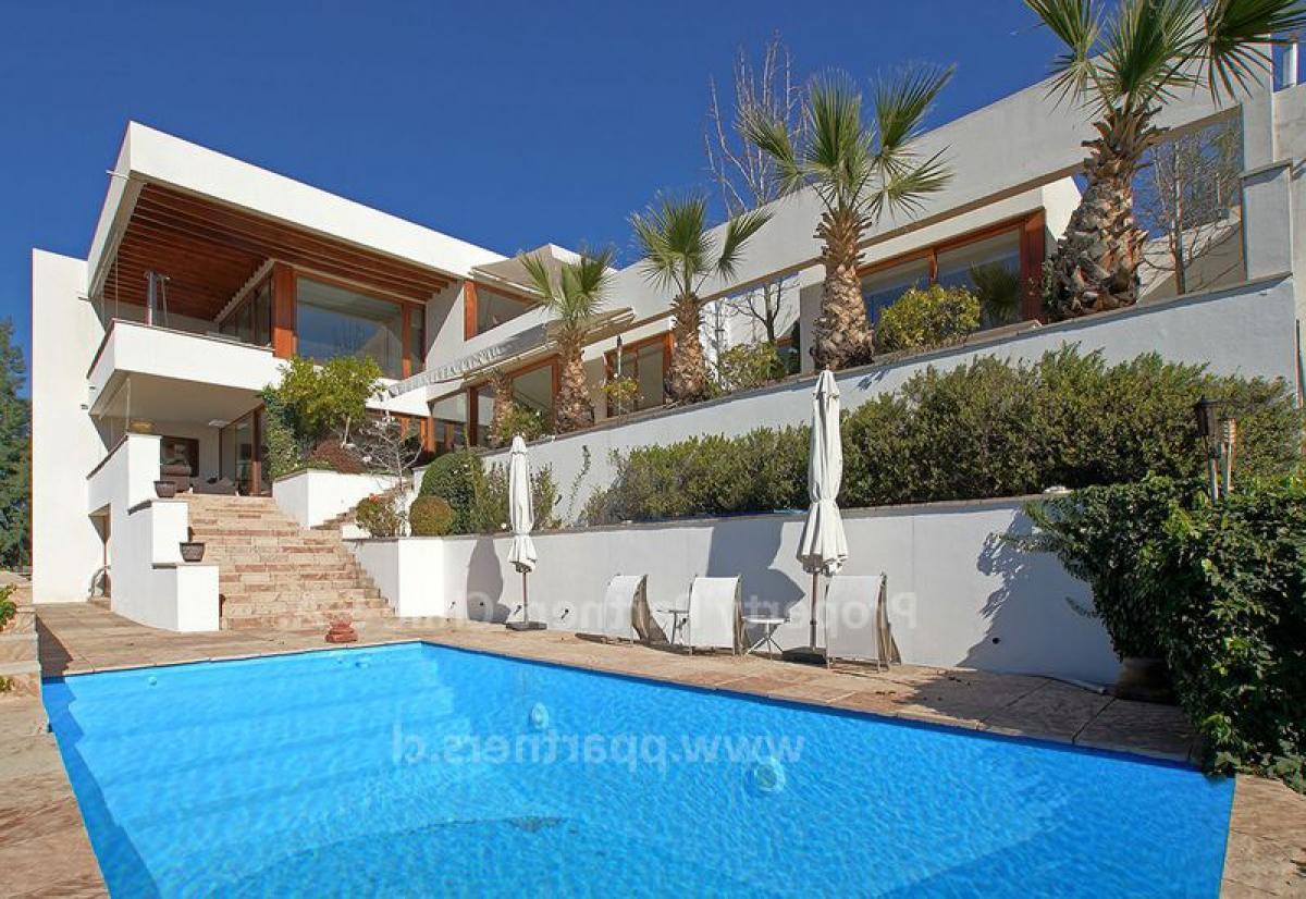 3 bedrooms House in Santiago, Chile No. 4482