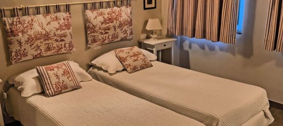 4 rooms House in Prato, Italy No. 52222 6