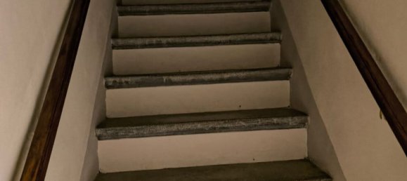 4 rooms House in Prato, Italy No. 52222 9