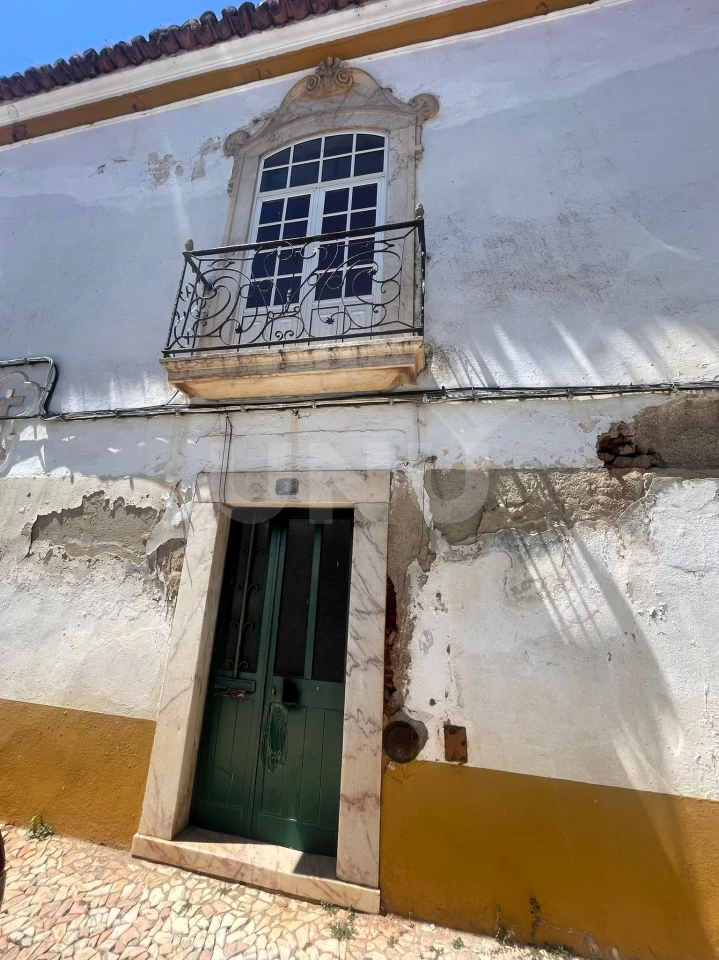 Casa de 2 dormitorios en Borba, Portugal No. 239009