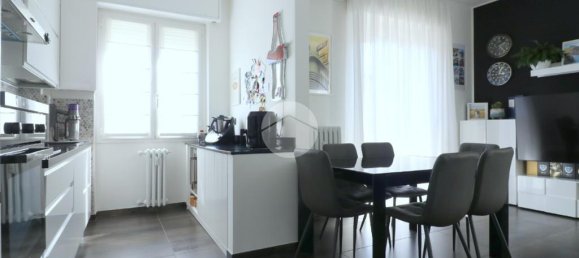 2غرفة شقة في Rho, Italy رقم 340371 4