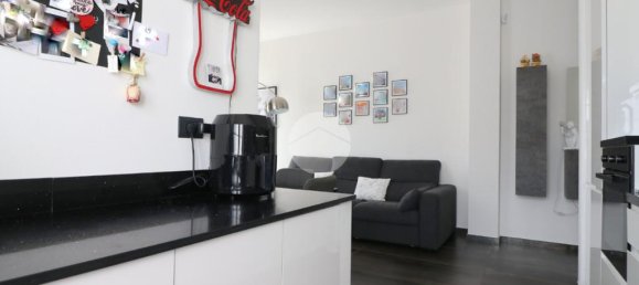 2غرفة شقة في Rho, Italy رقم 340371 10