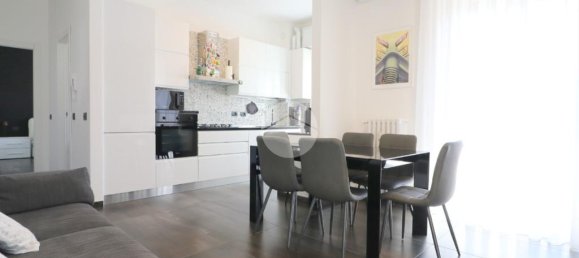 2غرفة شقة في Rho, Italy رقم 340371 6