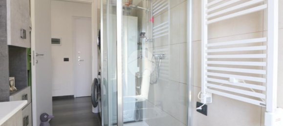 2غرفة شقة في Rho, Italy رقم 340371 22