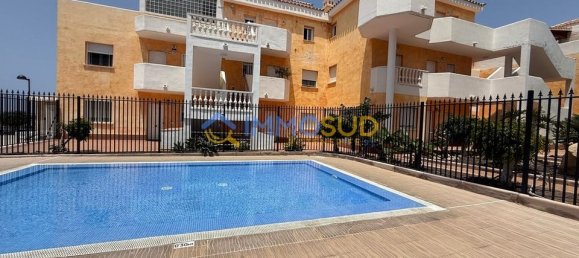 Apartamento de 3 dormitorios en Arona, Spain No. 185828 5