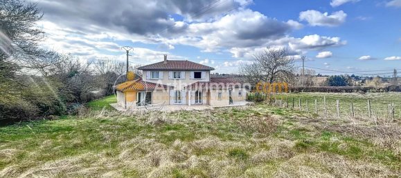 Casa de 4 dormitorios en Isere, France No. 201091 8