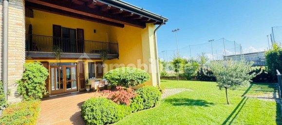 2 bedrooms Villa in Calvisano, Italy No. 264535 4
