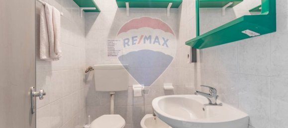 5-Zimmer Büro in Bari, Italy, Nr. 41908 13