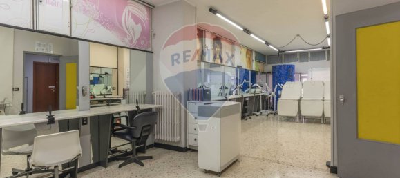 5-Zimmer Büro in Bari, Italy, Nr. 41908 11