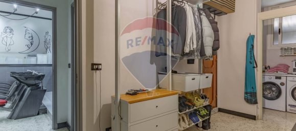 5-Zimmer Büro in Bari, Italy, Nr. 41908 32