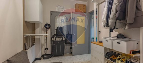 5-Zimmer Büro in Bari, Italy, Nr. 41908 33