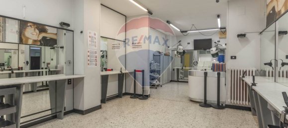 5-Zimmer Büro in Bari, Italy, Nr. 41908 10