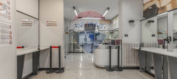 5-Zimmer Büro in Bari, Italy, Nr. 41908 9