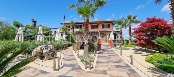 2 bedrooms Building in Eraclea, Italy No. 131421 2