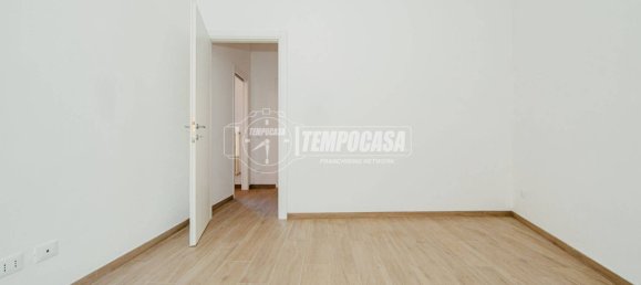 Apartamento de 2 dormitorios en Robbio, Italy No. 282855 15