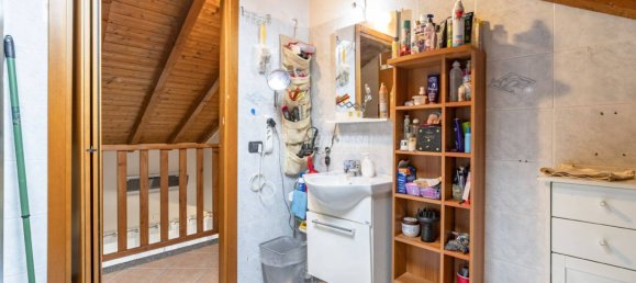 2 chambres Appartement à Caronno Pertusella, Italy No. 71089 24