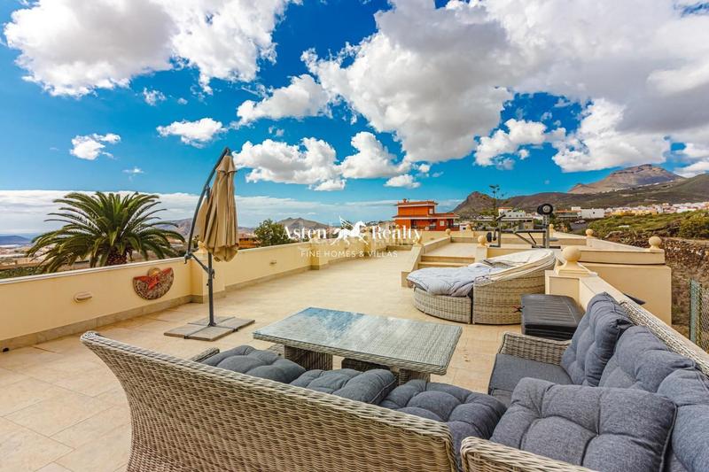 6 غرف نوم منزل في Arona, Spain رقم 25444